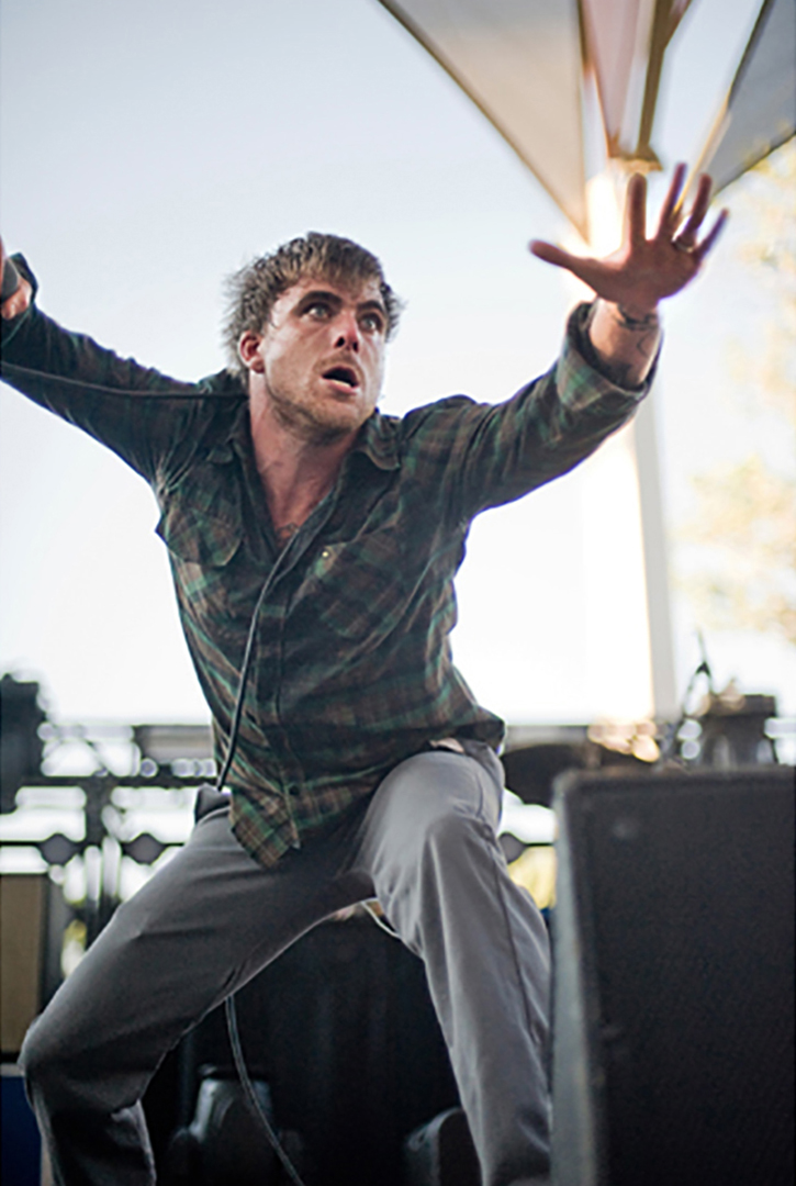 06 Circa Survive